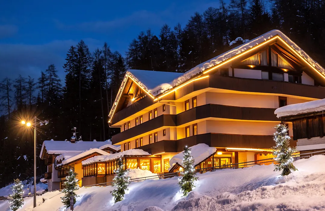 Luna Wellness Hotel-1